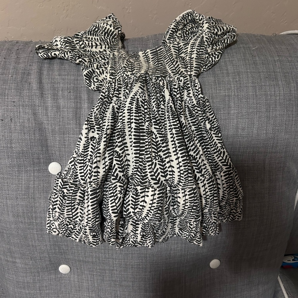 Kate Quinn the woods flutter sleeve dress